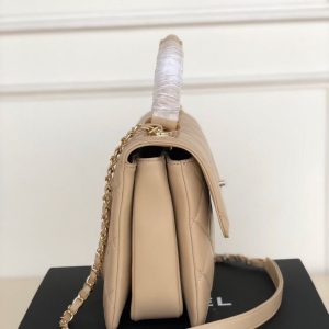 055e262b-92e5-4721-9ecb-dcaa0be0a560 CC Trendy 25 Cream Lambskin