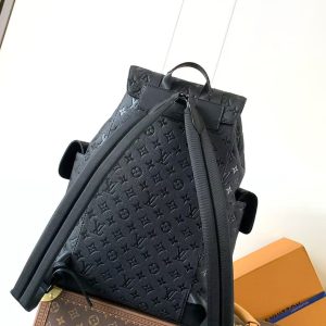 LV M55699 Christopher MM Backpack Black Cowhide