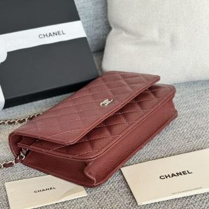 0d3943aacba3a81a956ce612ec0a2679 CC Classic WOC 19cm Burgundy Caviar Leather