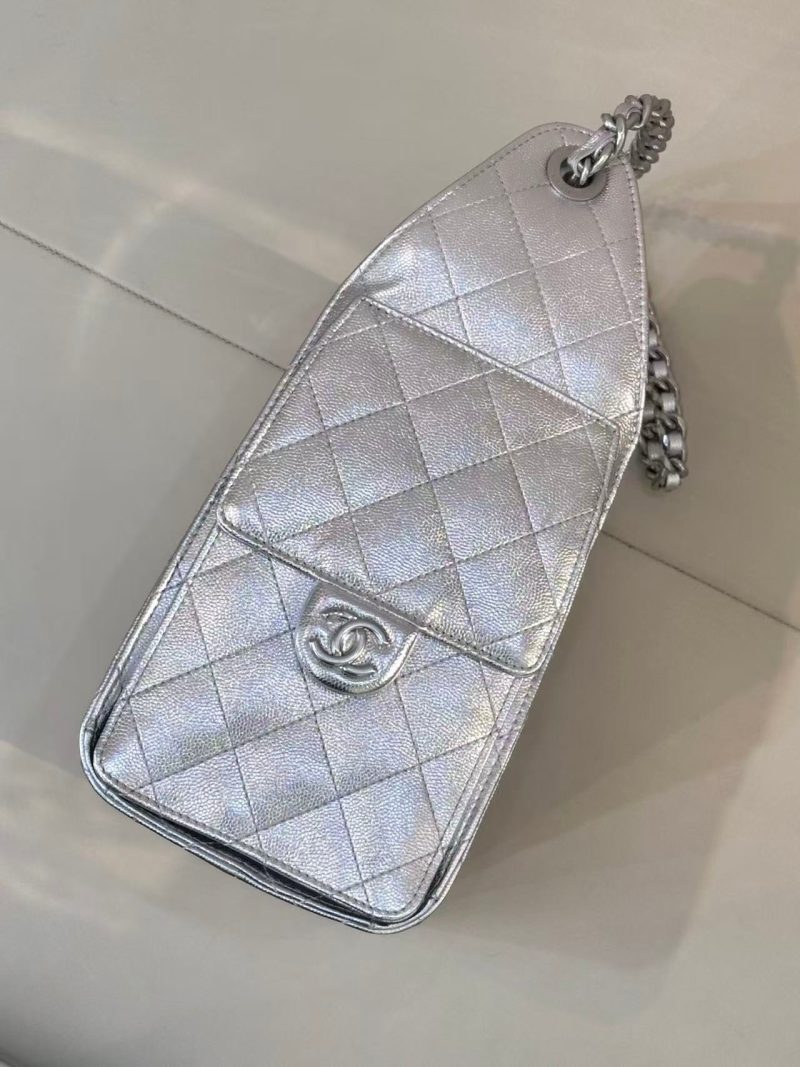 0e6f8aa34fac764c2335f7fddca806b4 CC Cruise 25/26 Small Handbag Sliver Caviar Leather