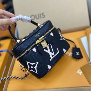 13266513125932617_a3c7ce1e-0cb9-40c6-8d4f-7efa9841e453 VANITY PM 19 CM BLACK WHITE MONOGRAM EMPREINTE LEATHER