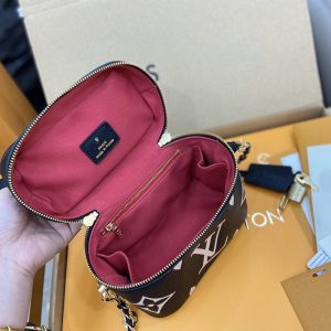 13266513132630667_aaf14df7-ec84-4182-9076-d0c0e23457d9 VANITY PM 19 CM BLACK WHITE MONOGRAM EMPREINTE LEATHER