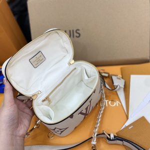 13266513667915210_9d205dfd-ef6c-4ea9-9383-dd96f07bd755 VANITY PM 19CM WHITE PURPLE MONOGRAM CANVAS LEATHER