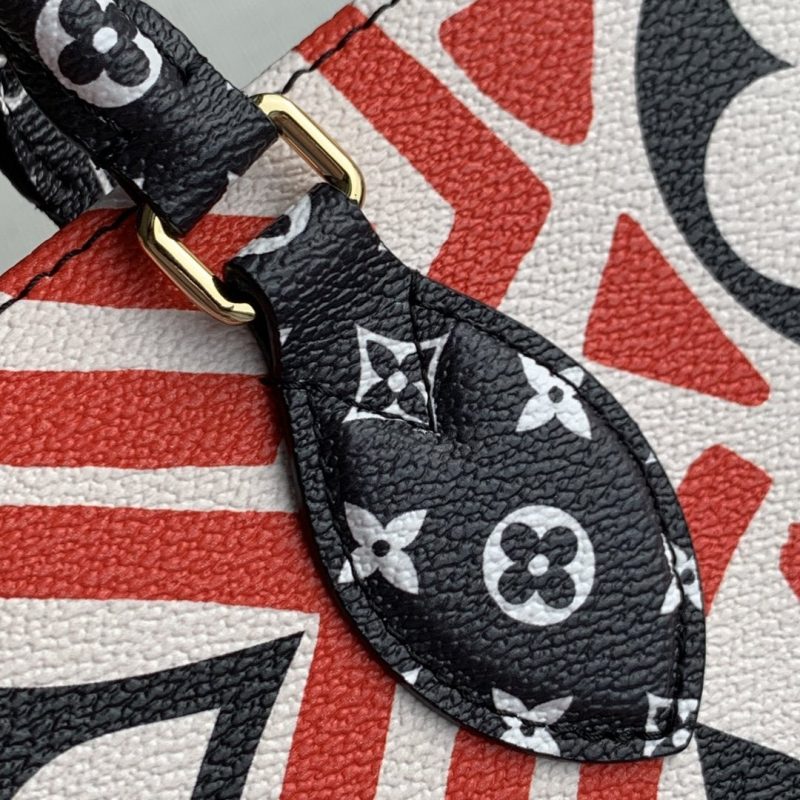 LV CRAFTY ONTHEGO GM CREAM AND RED MONOGRAM GIANT CANVAS