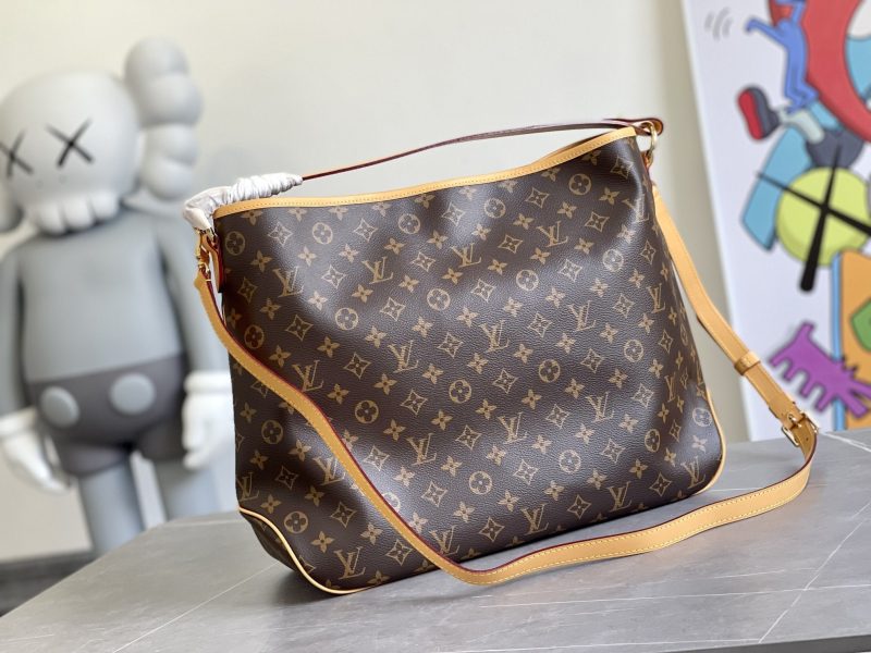 13276634727932859_7f9710c4-4fb4-4a70-8fda-014d92e7dad9 DELIGHT FULL MM 52CM MONOGRAM