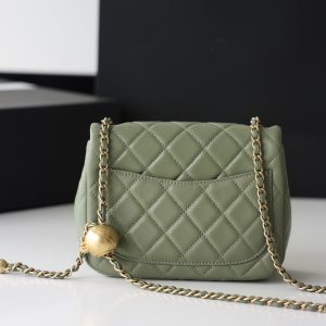FLAP BAG 17CM KHAKI LAMBSKIN GOLD HARDWARE