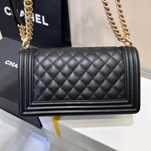 13344148796538225 BOY BAG MEDIUM 25 BLACK CAVIAR GOLD HARDWARE
