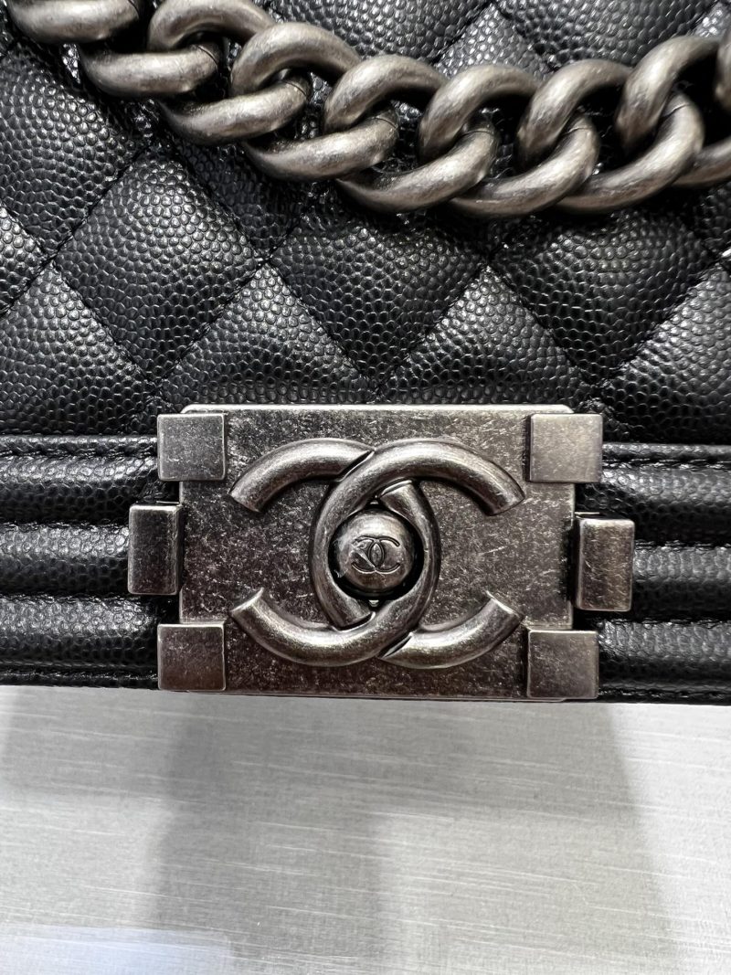 13344148837411165 BOY BAG MEDIUM 25 BLACK CAVIAR RUTHENIUM HARDWARE