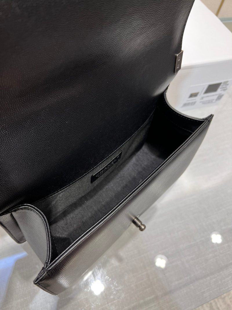 13344148844495188 BOY BAG MEDIUM 25 BLACK CAVIAR RUTHENIUM HARDWARE