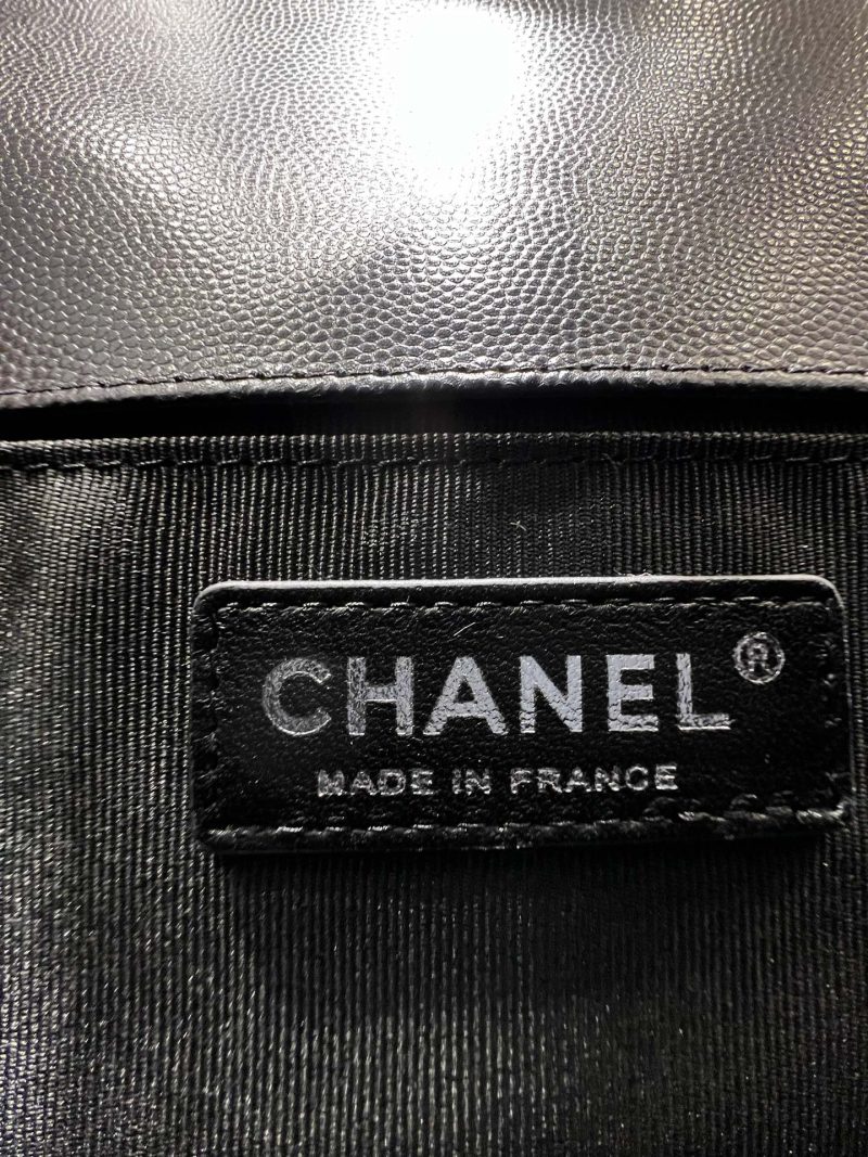 13344148845823272 BOY BAG MEDIUM 25 BLACK CAVIAR RUTHENIUM HARDWARE