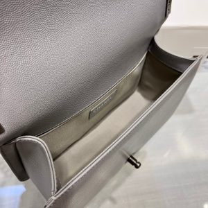 13344148886004484 BOY BAG MEDIUM 25 GREY CAVIAR RUTHENIUM HARDWARE