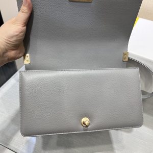 13344148920856215 BOY BAG MEDIUM 25 GREY CAVIAR GOLD HARDWARE