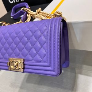 13344149067936260 BOY BAG MEDIUM 25 PURPLE CAVIAR GOLD HARDWARE