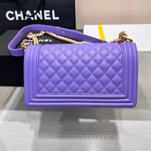 13344149073140315 BOY BAG MEDIUM 25 PURPLE CAVIAR GOLD HARDWARE