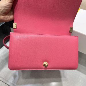 13344149108387929 BOY BAG MEDIUM 25 RED CAVIAR GOLD HARDWARE