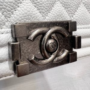 13344149146223951 BOY BAG MEDIUM 25 WHITE CAVIAR RUTHENIUM HARDWARE