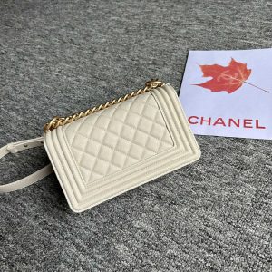 13344405410481982 BOY BAG SMALL 20 CREAM CAVIAR GOLD HARDWARE