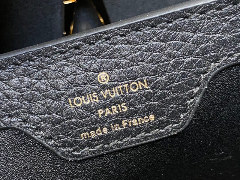 13345374328231809 CAPUCINES BB 27 BLACK TAURILLON GOLD HARDWARE