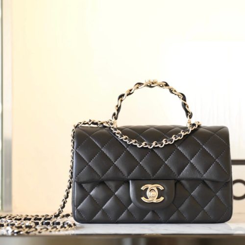 13345987841944072 FLAP BAG 23 BLACK LAMBSKIN GOLD HARDWARE TOPHAND