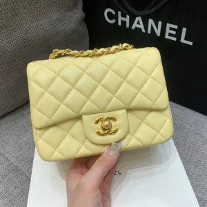 MINI SQUARE FLAP BAG 17CM YELLOW LAMBSKIN GOLD HARDWARE