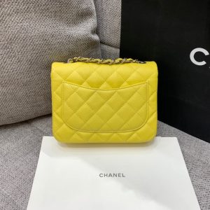 MINI SQUARE FLAP BAG 17CM YELLOW CAVIAR SILVER HARDWARE