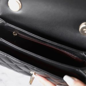 CC TRENDY 20CM BLACK LAMBSKIN SILVER  HARDWARE