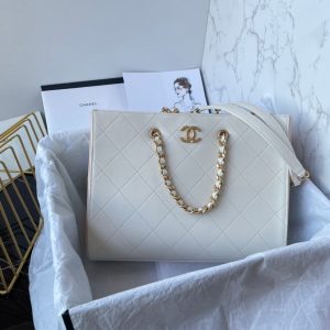 13347789257044824 SMALL TOTE 31CM WHITE LAMBSKIN GOLD HARDWARE