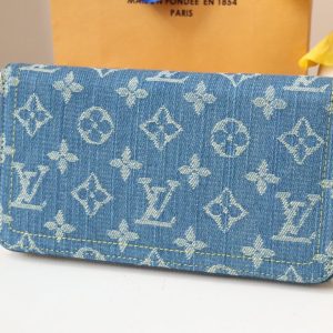 13348052576903415 LV MONOGRAM DENIM LEATHER 19CM LONG WALLET
