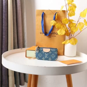 13348053255709683 LV POCHETTE CLET DENIM BLEU