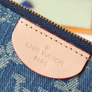 13348053281226231 LV POCHETTE CLET DENIM BLEU