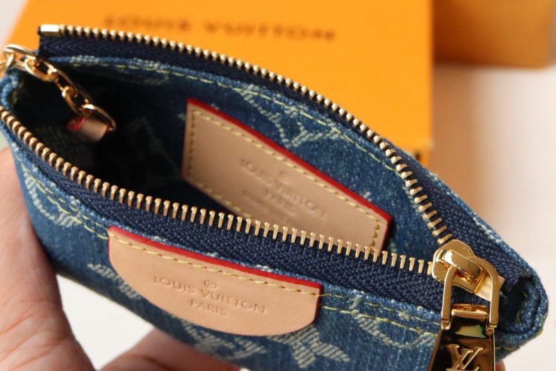 13348053287916534 LV POCHETTE CLET DENIM BLEU