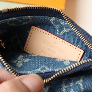 13348053289612319 LV POCHETTE CLET DENIM BLEU