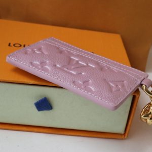 13348125192733324 CHARM CARD HOLDER PINK MONOGRAM CANVAS