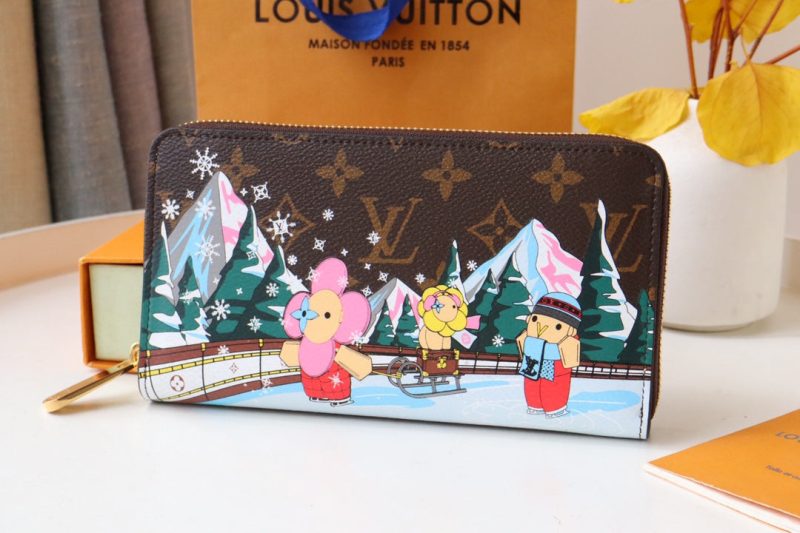 13348126768532037 ZIPPY WALLET 9.5 MONOGRAM CANVAS