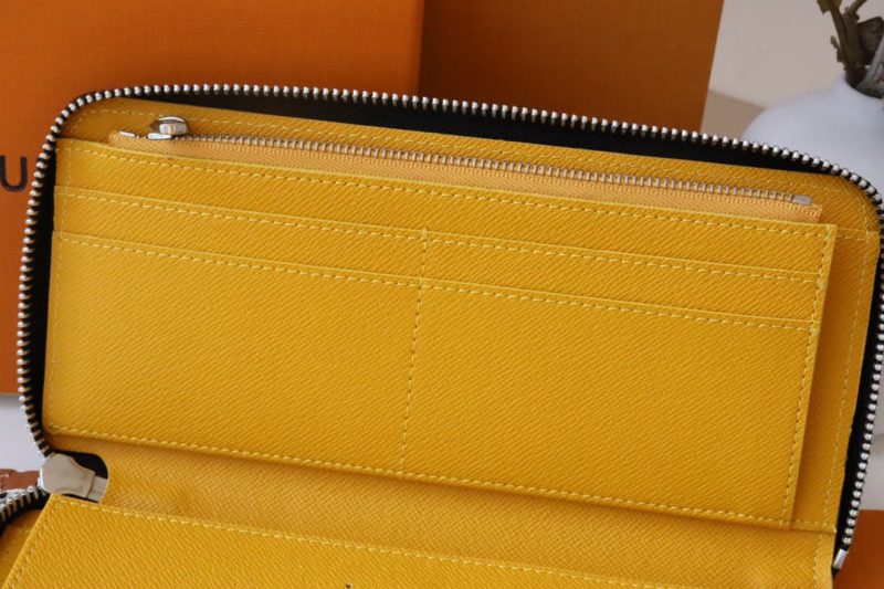 13349349022789238 ZIPPY WALLET 20 BLACK CANVAS