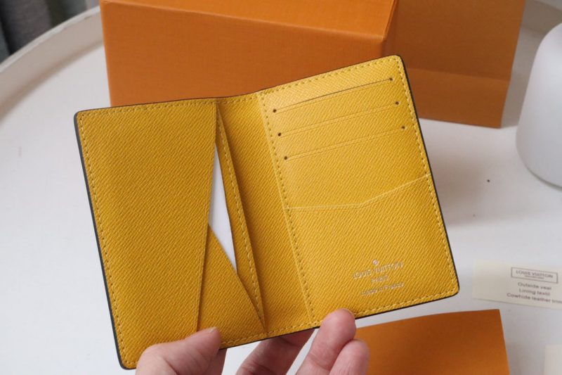 13349349165758914 CARD CASE 8 BLACK CANVAS