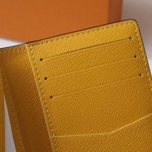 13349349171811981 CARD CASE 8 BLACK CANVAS