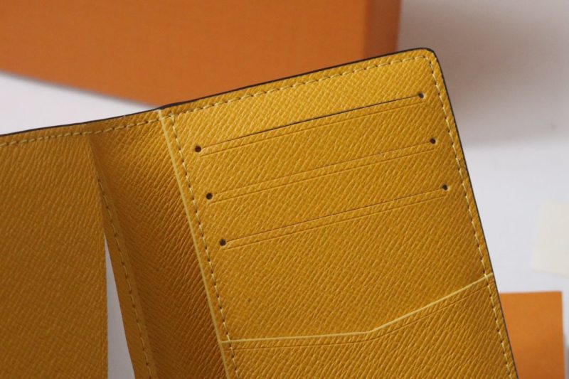 13349349171811981 CARD CASE 8 BLACK CANVAS