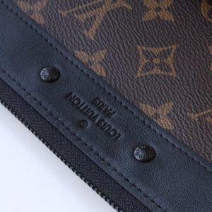 13349349773173380 POCHETTE TO GO 30 MONOGRAM CANVAS