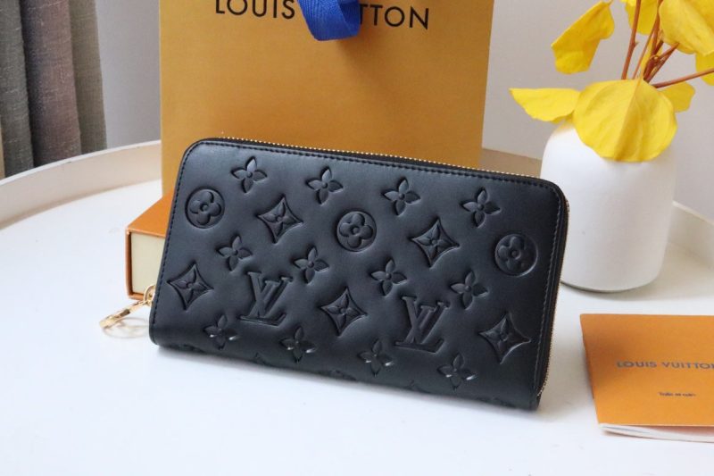 13349352745278392 ZIPPY WALLET 19 BLACK EMBOSSED LAMBSKIN