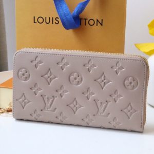 13349352834605022 ZIPPY WALLET 19 BEIGE EMBOSSED LAMBSKIN