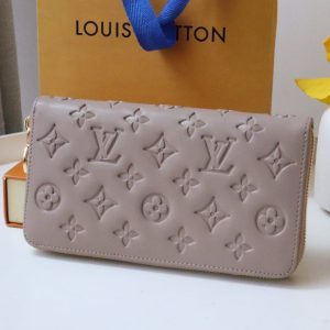 13349352836187683 ZIPPY WALLET 19 BEIGE EMBOSSED LAMBSKIN