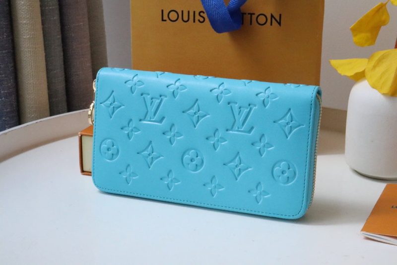 13349352865617958 ZIPPY WALLET 19 CLOUD BLUE EMBOSSED LAMBSKIN