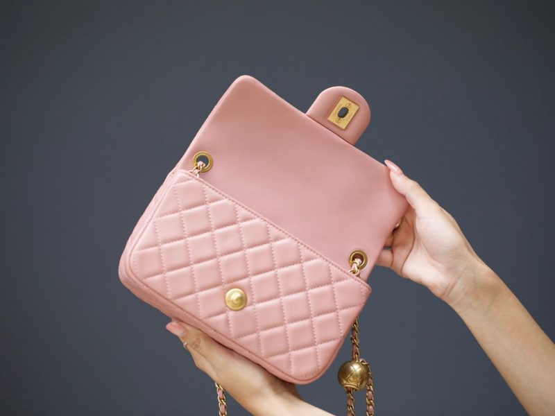 MINI RECTANGLE FLAP BAG 20CM PINK LAMBSKIN GOLD HARDWARE