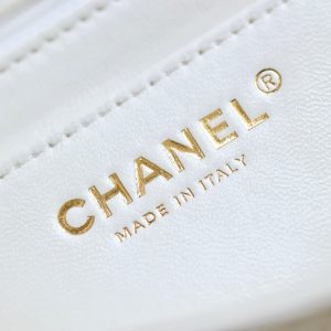 MINI RECTANGLE FLAP BAG TOP HANDLE 20CM WHITE LAMBSKIN SILVER HARDWARE