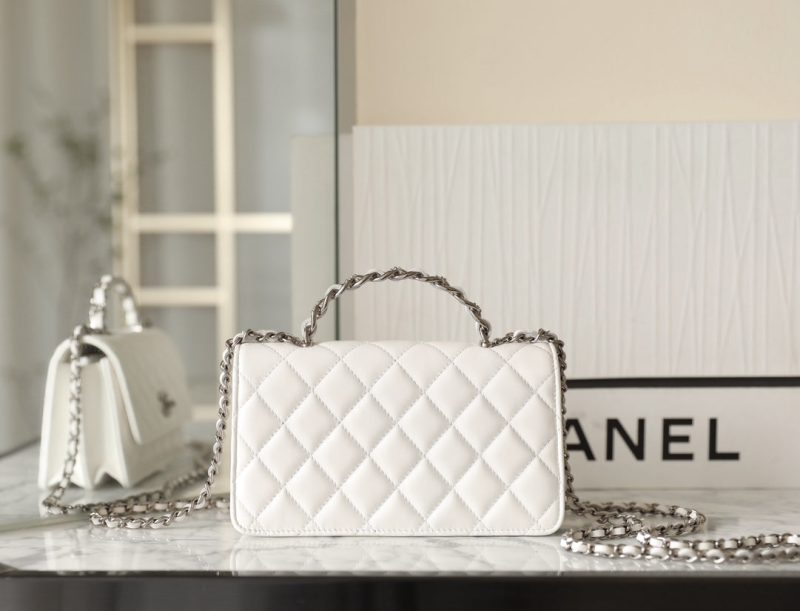CC WOC 18.5 WHITE LAMBSKIN SILVER HARDWARE