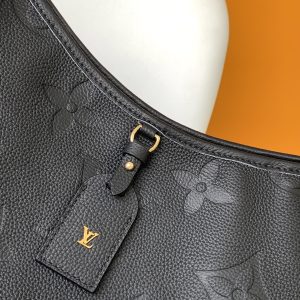 13351064400448877 CARRYALL MM 30 BLACK GRAINED COWHIDE LEATHER