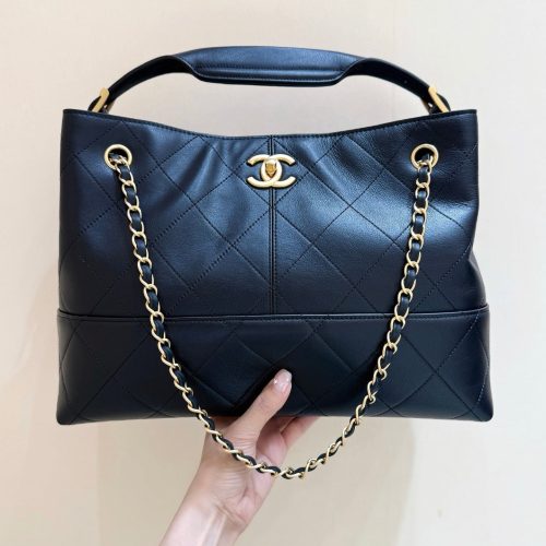 CC 25A Hobo Bag 36cm in Black Calfskin