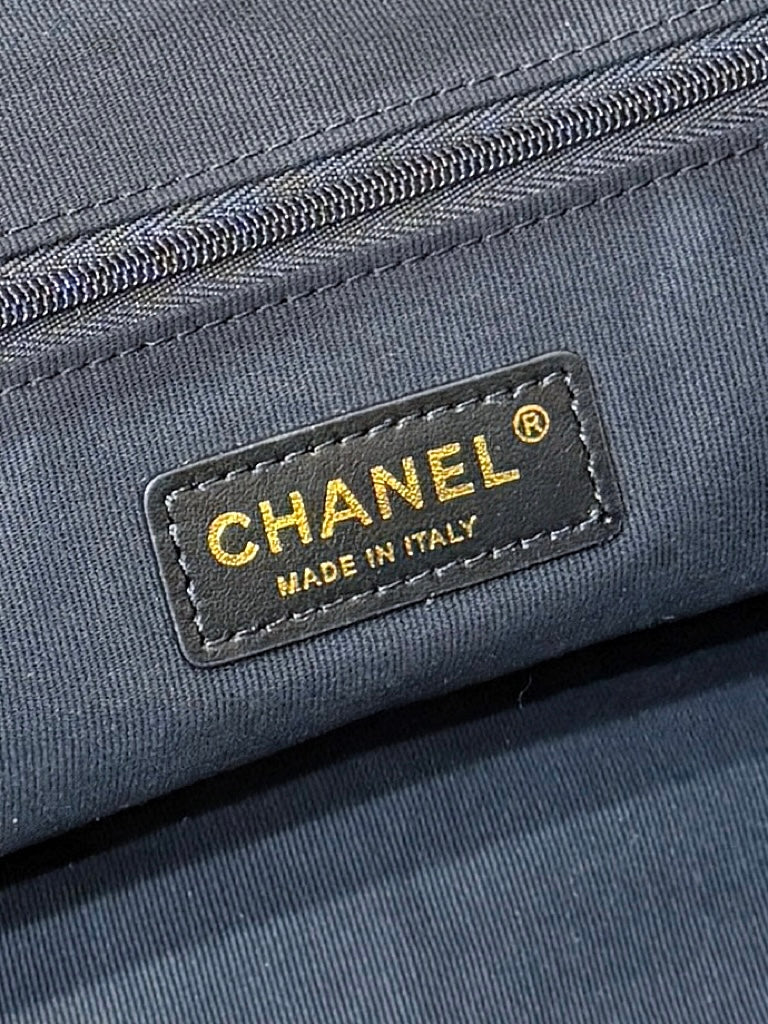 CC 25A Hobo Bag 36cm in Black Calfskin