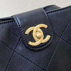 CC 25P Hippie Hobo Bag in Black Lambskin